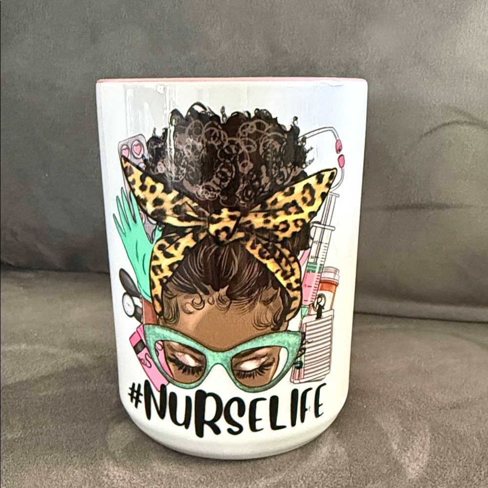 #NURSELIFE White and Black Mug